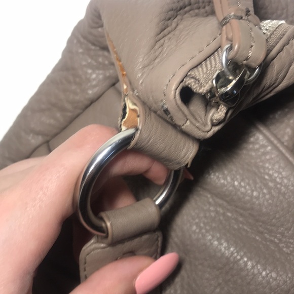 Danier Leather Shoulder bag/Handbag in beige - Picture 5 of 15